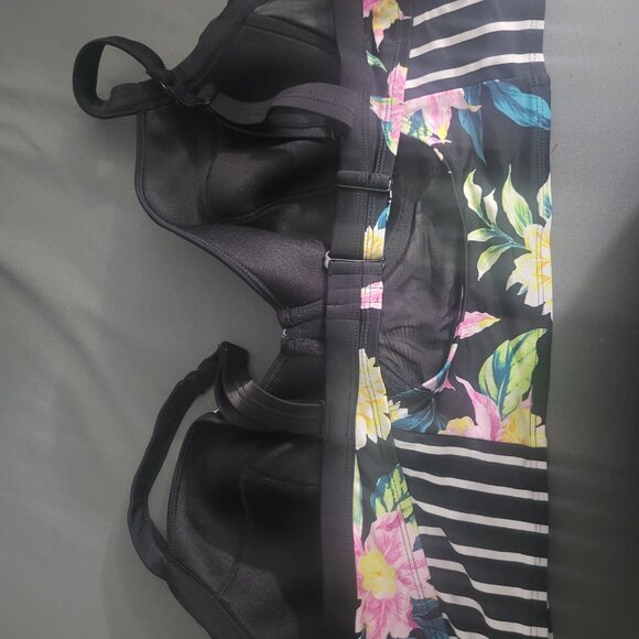 Torrid Bathing Suit Top - Picture 3 of 3